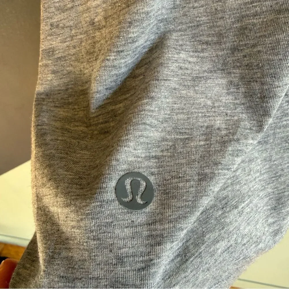 Lululemon Crescent Tank, Heathered Vapor (Gray), Size 2, EUC